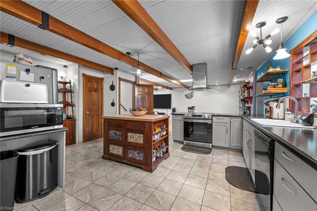 116 Ridgeway Road Thomasville, NC 27360 - Photo 19 of 47