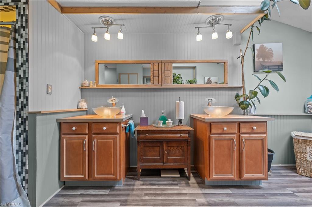 116 Ridgeway Road Thomasville, NC 27360 - Photo 31 of 47