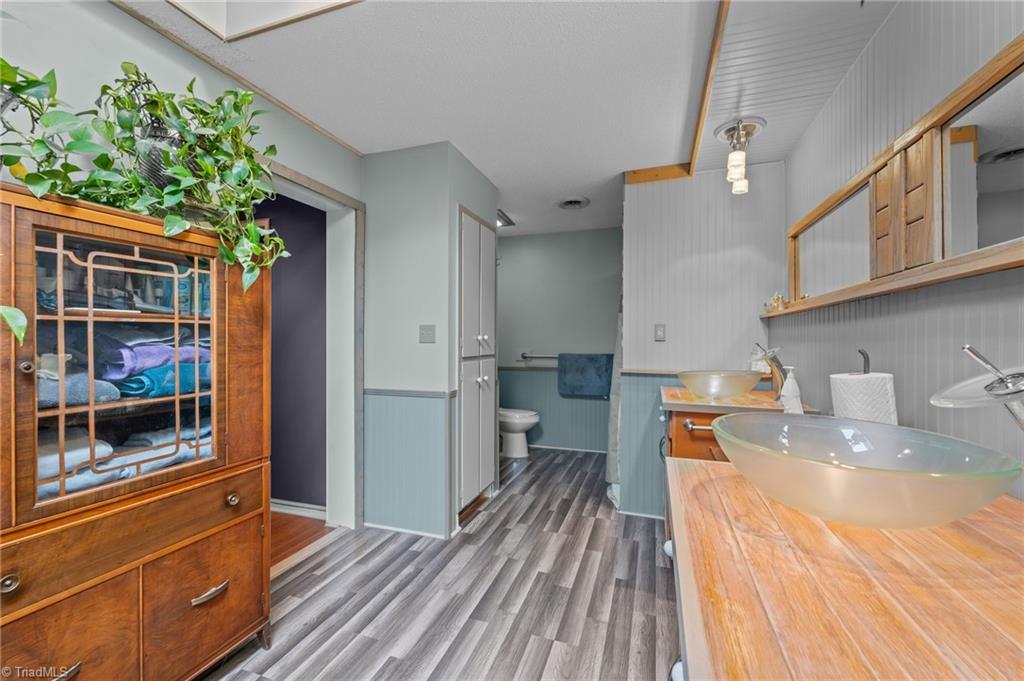 116 Ridgeway Road Thomasville, NC 27360 - Photo 32 of 47