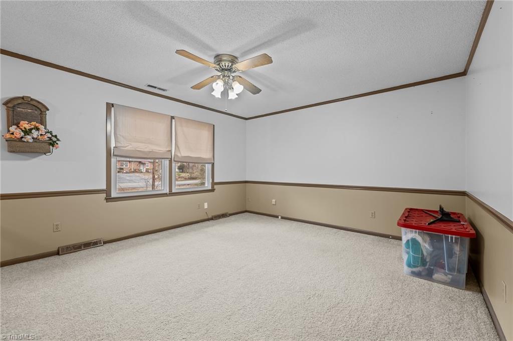 116 Ridgeway Road Thomasville, NC 27360 - Photo 33 of 47