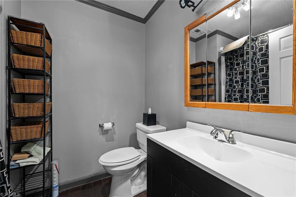 116 Ridgeway Road Thomasville, NC 27360 - Photo 37 of 47