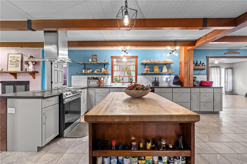 116 Ridgeway Road Thomasville, NC 27360 - Photo 4 of 47