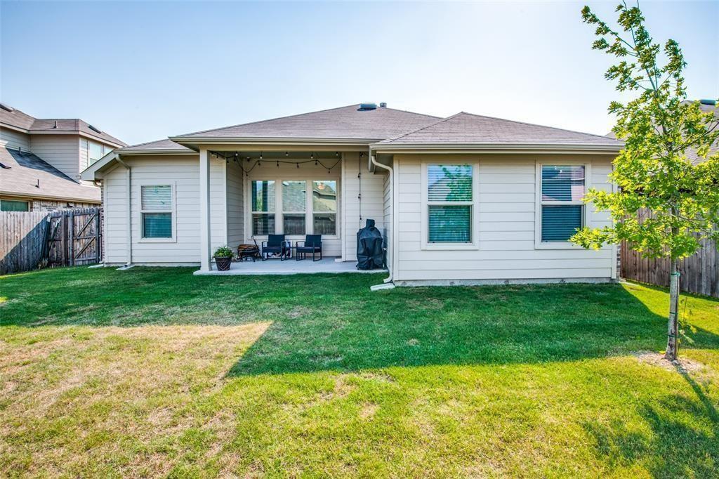 14845 Gilley Lane Fort Worth, TX 76052 - Photo 4 of 35 front view of a house with a yard