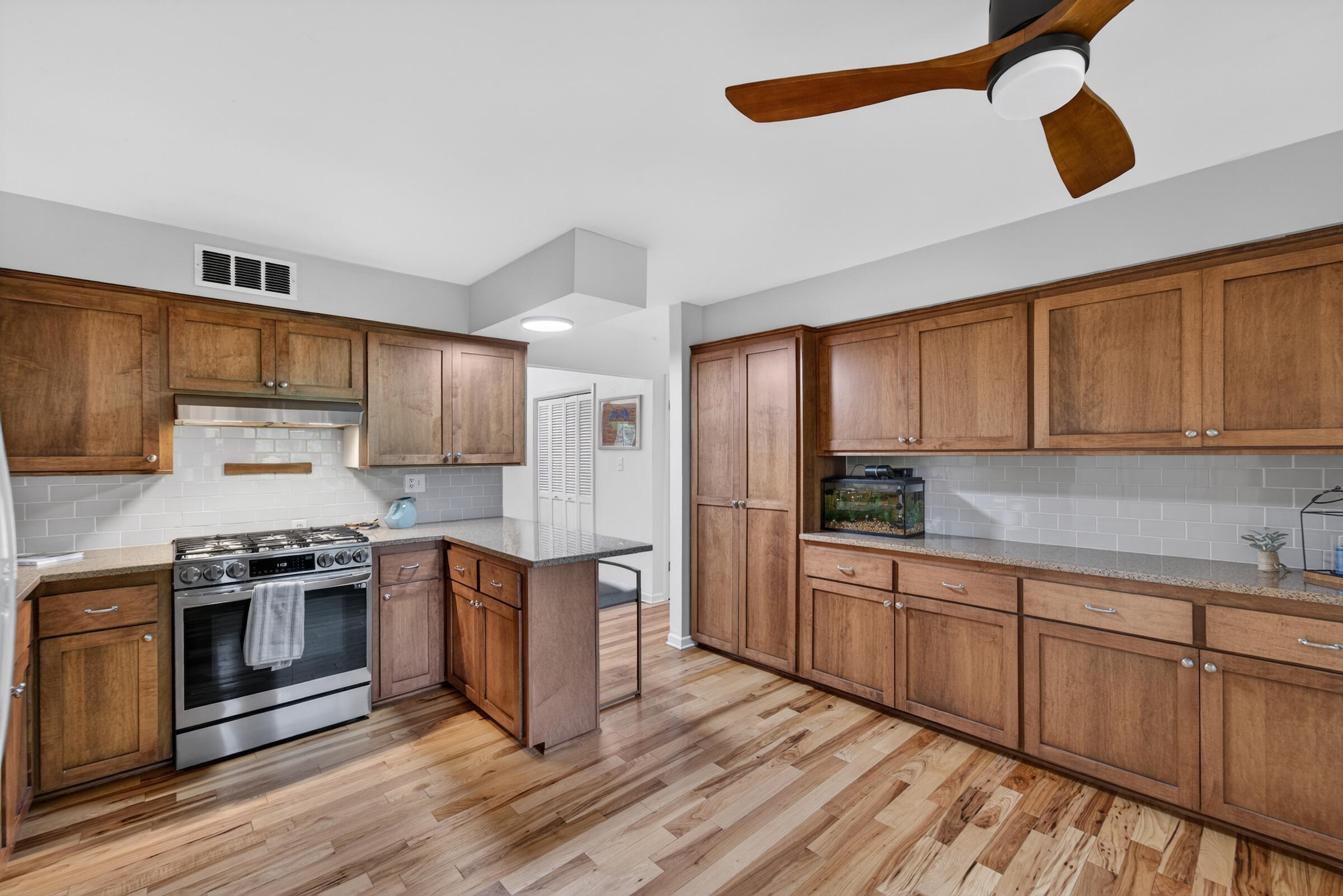 3745 Pilgrim Road Brookfield, WI 53005 - Photo 7 of 30 Kitchen w/ Tons of Storage