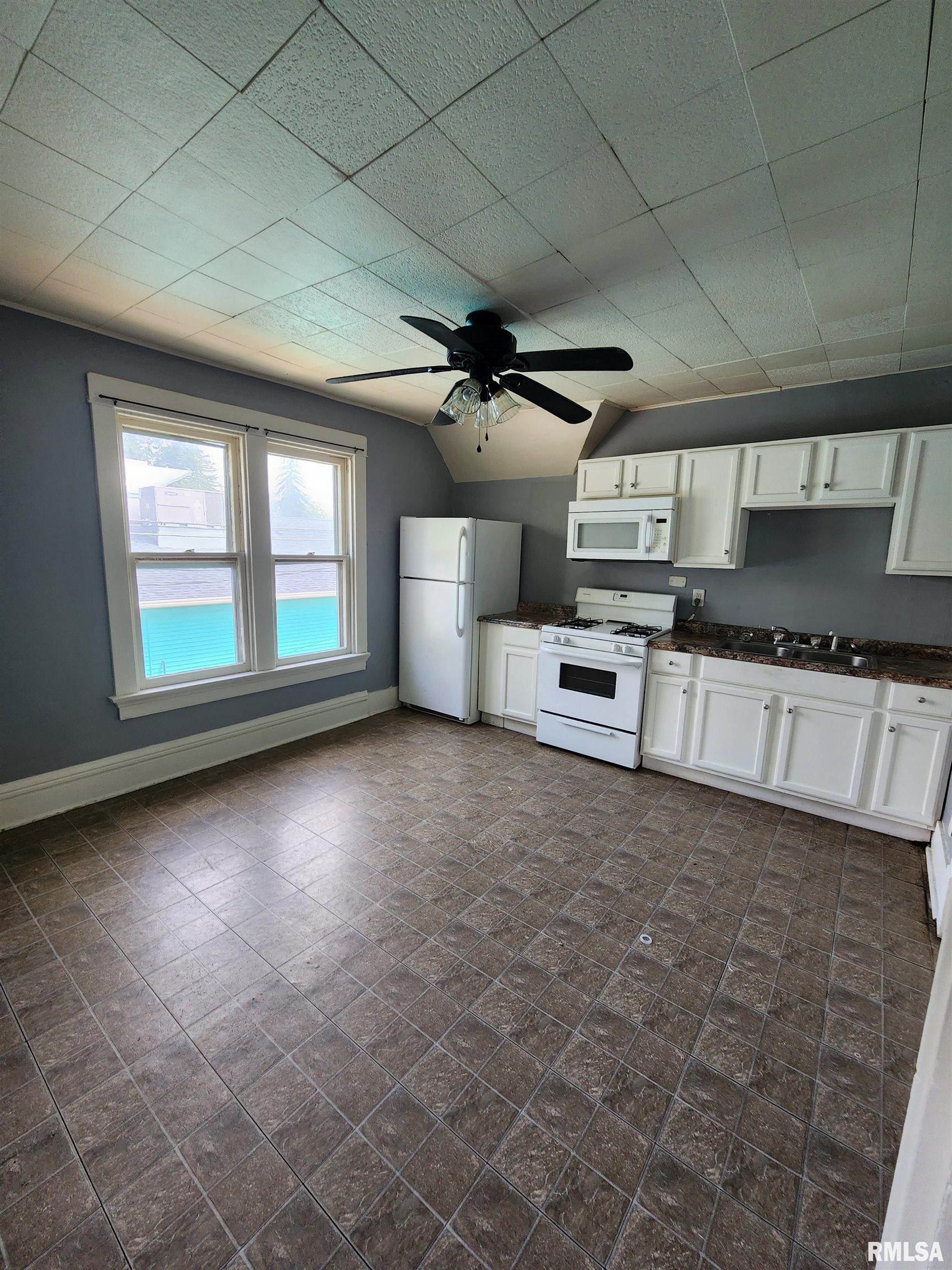 1811 27th Street Rock Island, IL 61201 - Photo 16 of 21