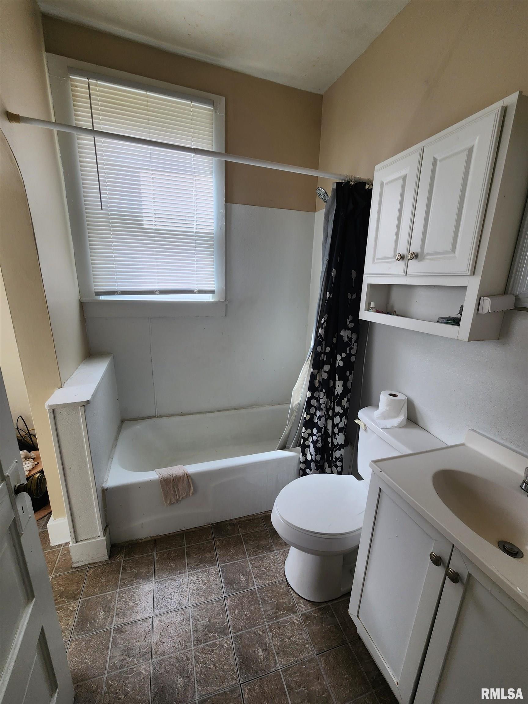 1811 27th Street Rock Island, IL 61201 - Photo 7 of 21