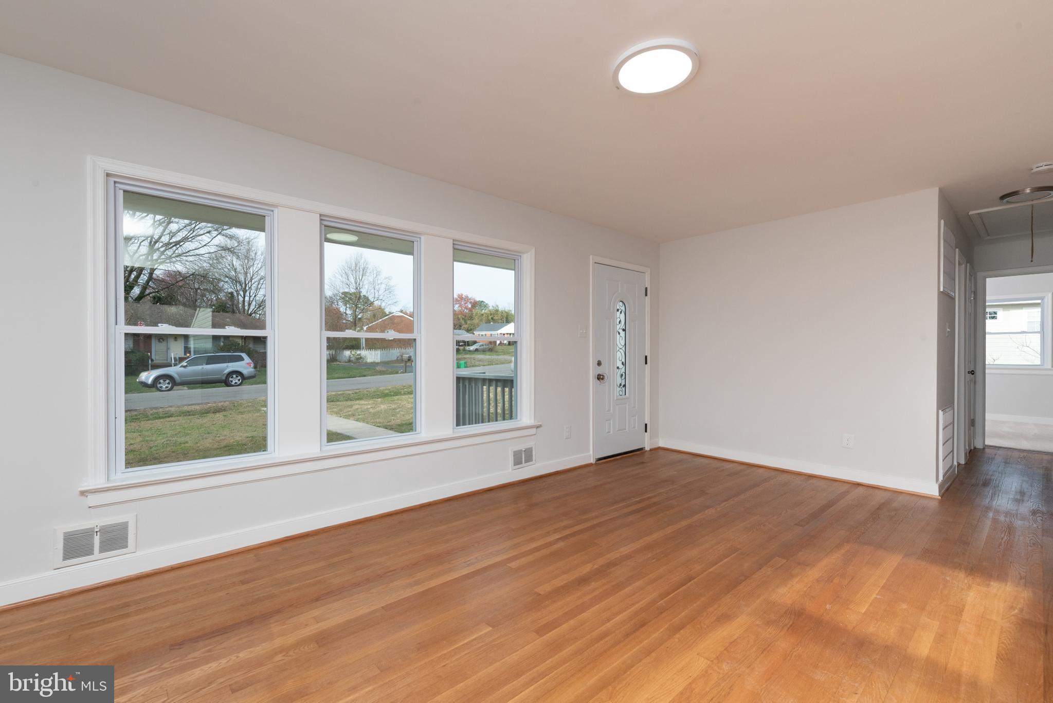 5410 Windingbrook Road Richmond, VA 23230 - Photo 9 of 34 Gallery Image 9