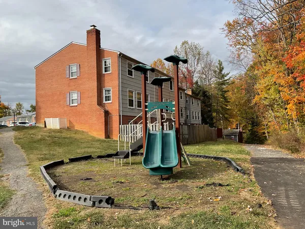 $315,000 | 1475 Potomac Heights Drive, Unit 241, Fort Washington, MD 20744