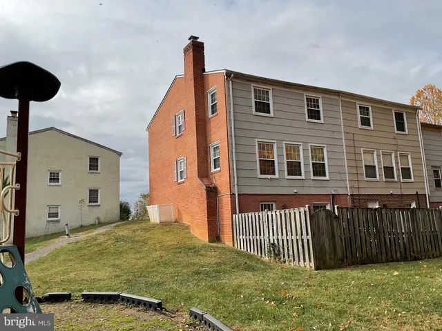 $315,000 | 1475 Potomac Heights Drive, Unit 241, Fort Washington, MD 20744