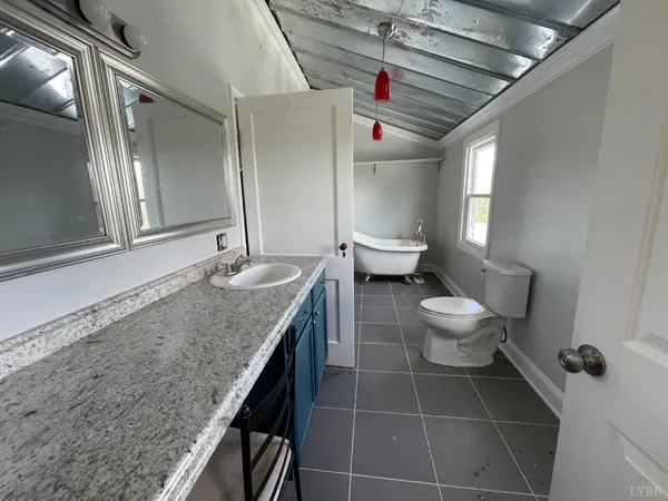 $365,000 | 10936 Moneta Road, Moneta, VA 24121