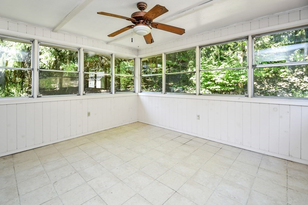 43 Whitman Road Worcester, MA 01609 - Photo 13 of 35 Gallery Image 13