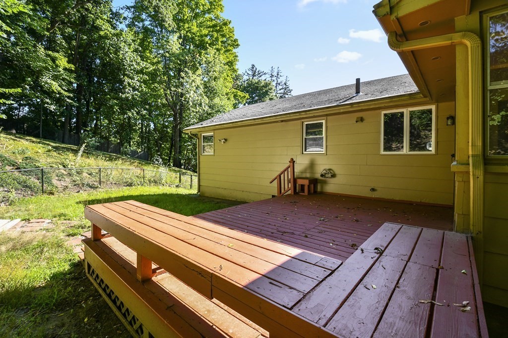43 Whitman Road Worcester, MA 01609 - Photo 16 of 35 Gallery Image 16
