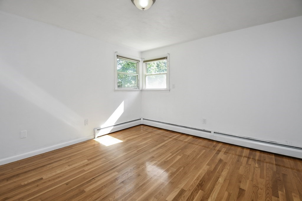 43 Whitman Road Worcester, MA 01609 - Photo 20 of 35 Gallery Image 20