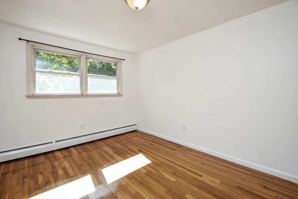 43 Whitman Road Worcester, MA 01609 - Photo 23 of 35 Gallery Image 23