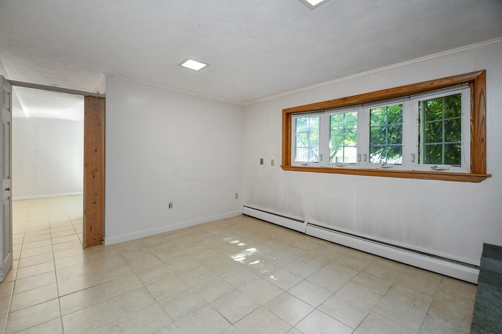 43 Whitman Road Worcester, MA 01609 - Photo 26 of 35 Gallery Image 26