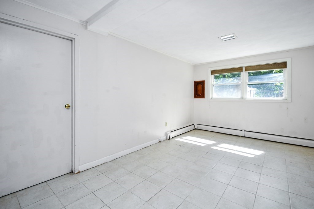 43 Whitman Road Worcester, MA 01609 - Photo 27 of 35 Gallery Image 27