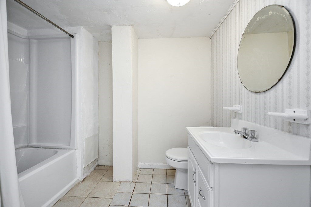 43 Whitman Road Worcester, MA 01609 - Photo 29 of 35 Gallery Image 29