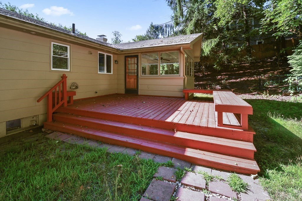 43 Whitman Road Worcester, MA 01609 - Photo 34 of 35 Gallery Image 34