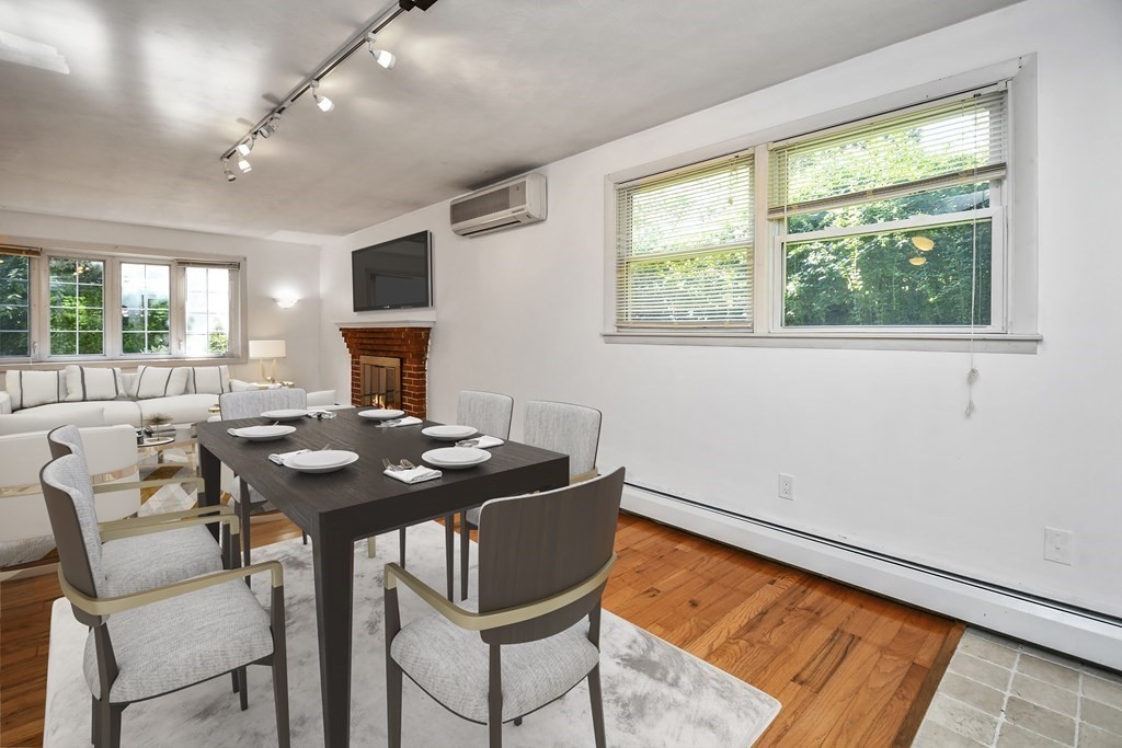 43 Whitman Road Worcester, MA 01609 - Photo 6 of 35 Gallery Image 6