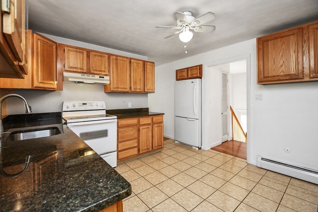 43 Whitman Road Worcester, MA 01609 - Photo 7 of 35 Gallery Image 7
