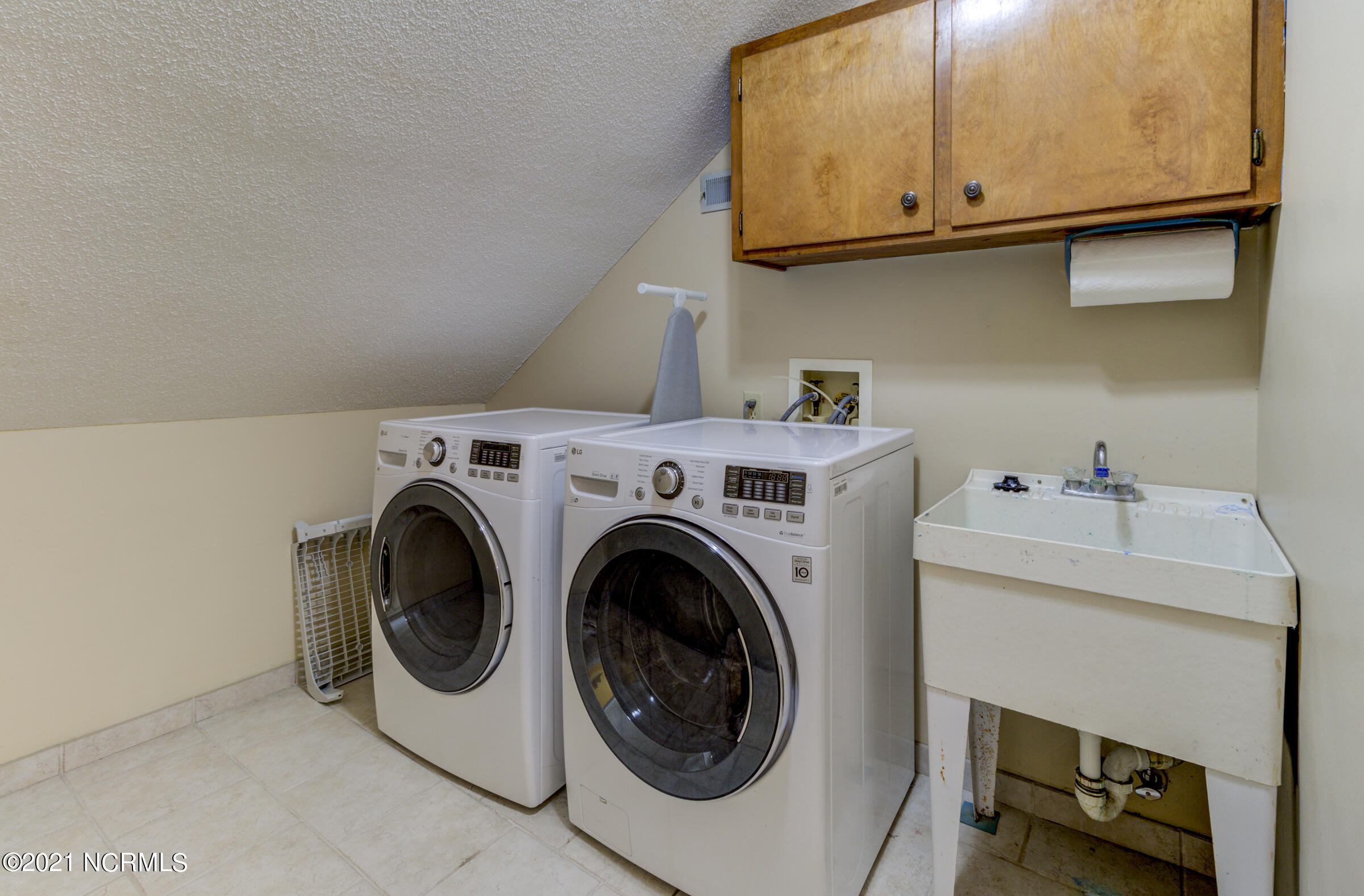 5466 Eastwind Road Wilmington, NC 28403 - Photo 48 of 58 IMG_4028_29_30