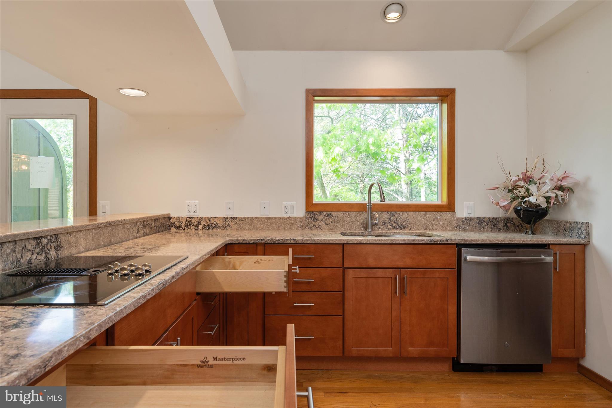 377 Broadview Lane Annapolis, MD 21401 - Photo 22 of 59