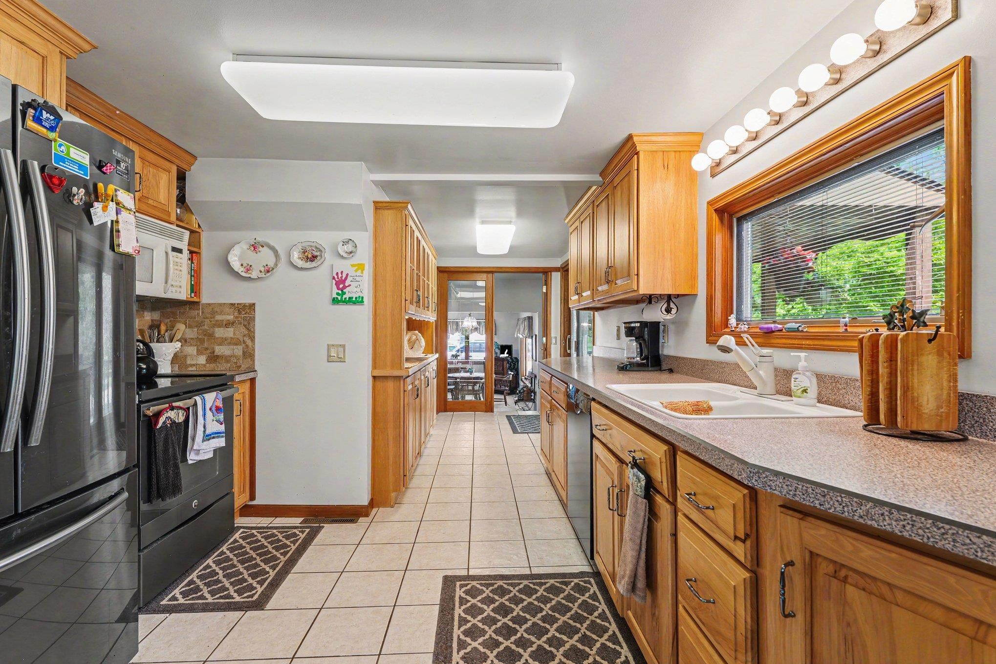 3254 Hidden Road Bay City, MI 48706 - Photo 15 of 36