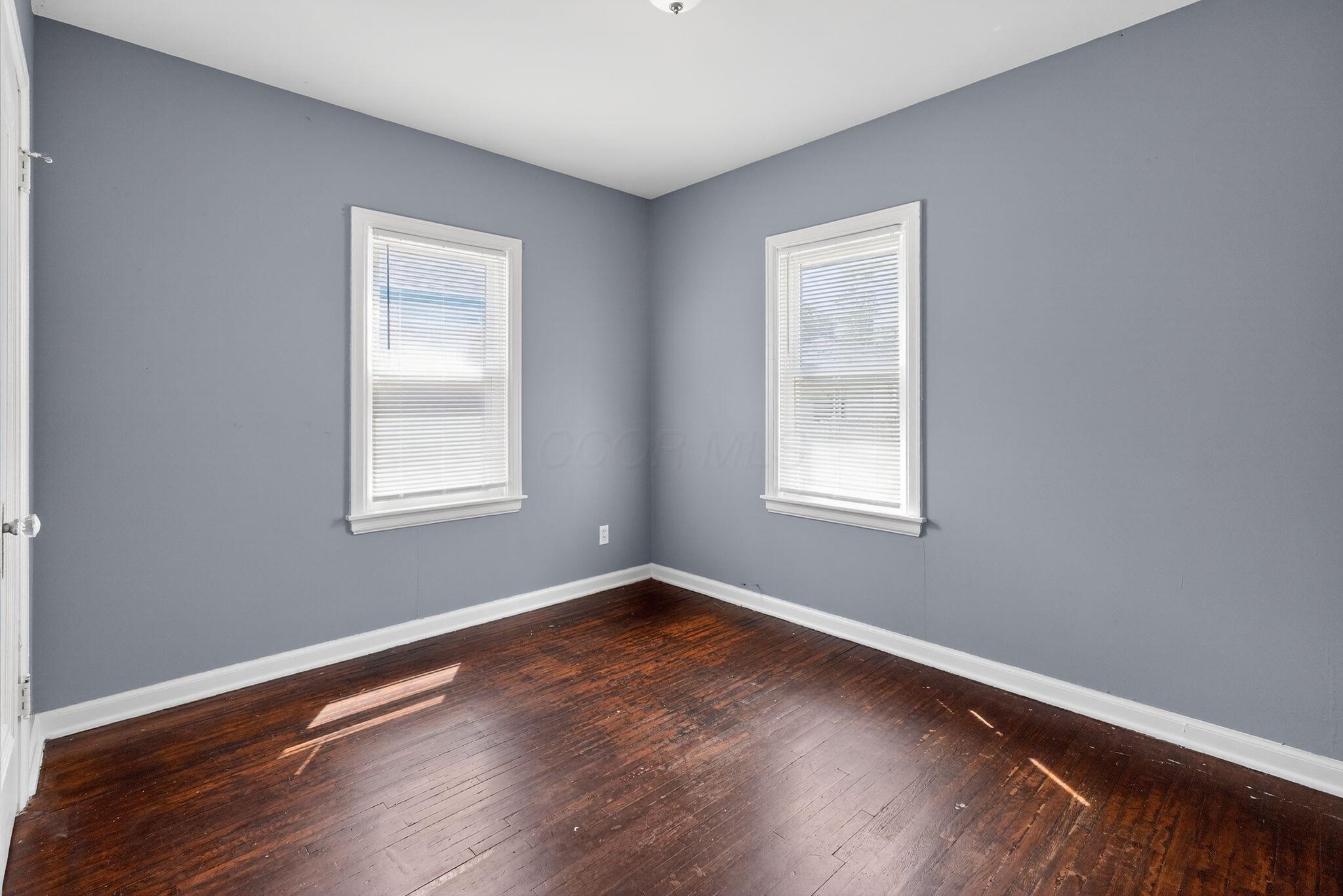 669 South Hampton Road Columbus, OH 43213 - Photo 11 of 28