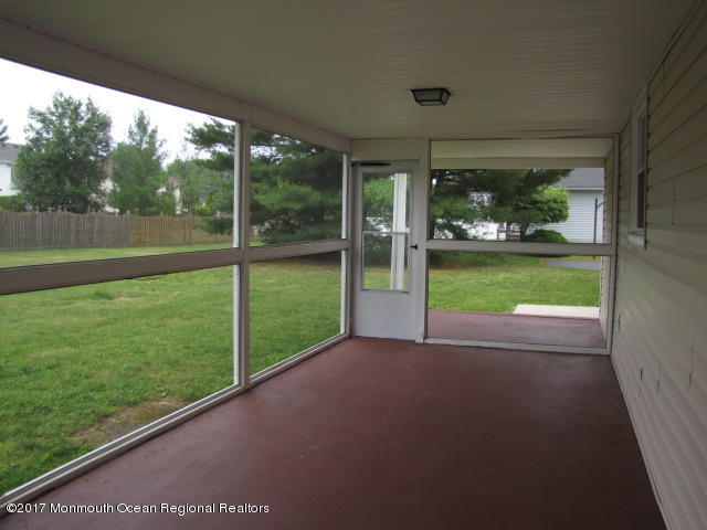 128 Wyncrest Road Marlboro, NJ 07746 - Photo 16 of 17 IMG_4833