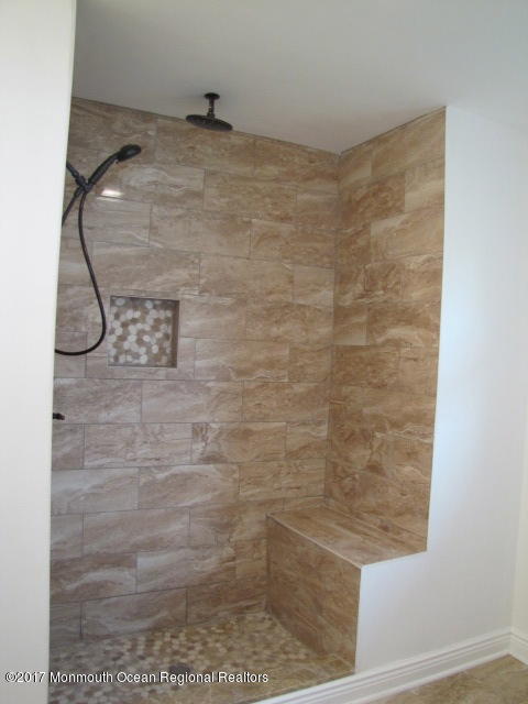 128 Wyncrest Road Marlboro, NJ 07746 - Photo 8 of 17 IMG_4808
