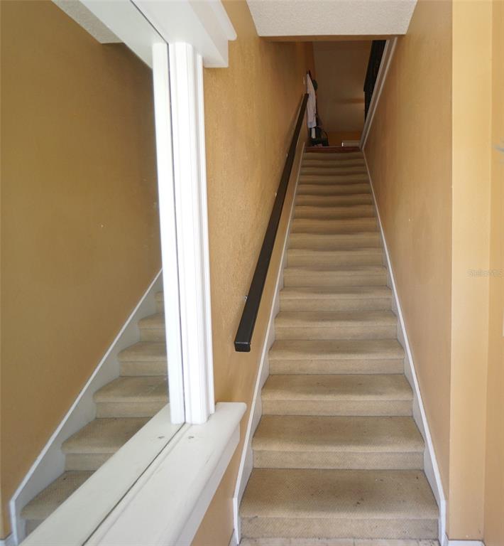1014 Normandy Trace Road Tampa, FL 33602 - Photo 3 of 7 a view of entryway