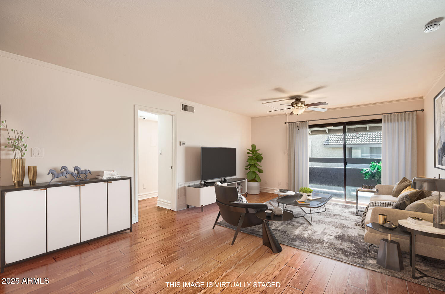 3825 East Camelback Road, Unit 289 Phoenix, AZ 85018 - Photo 5 of 20 3825 E. Camelback Rd. #189 - Web Quality