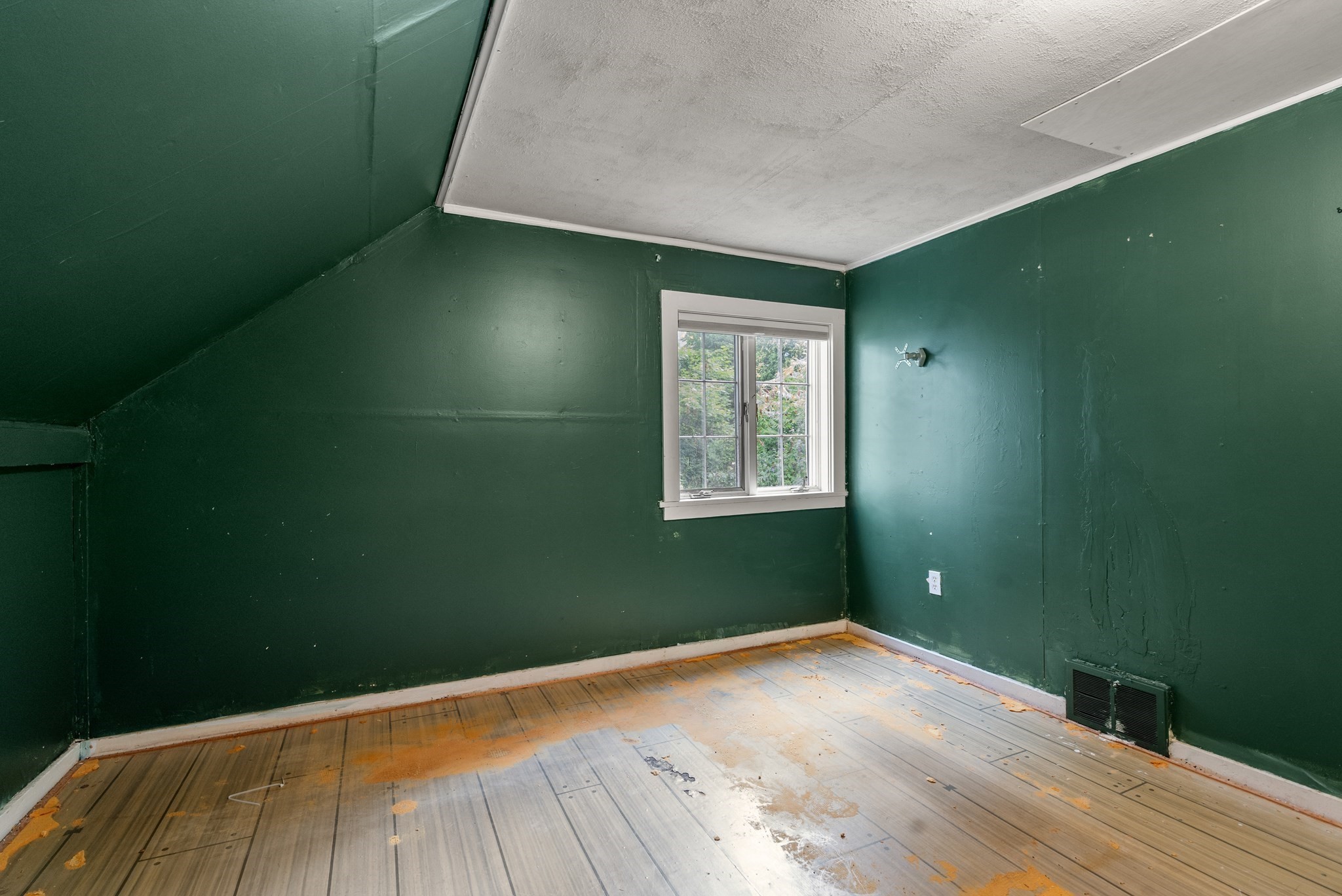30 R Highland Street Gloucester, MA 01930 - Photo 17 of 24 Gallery Image 17