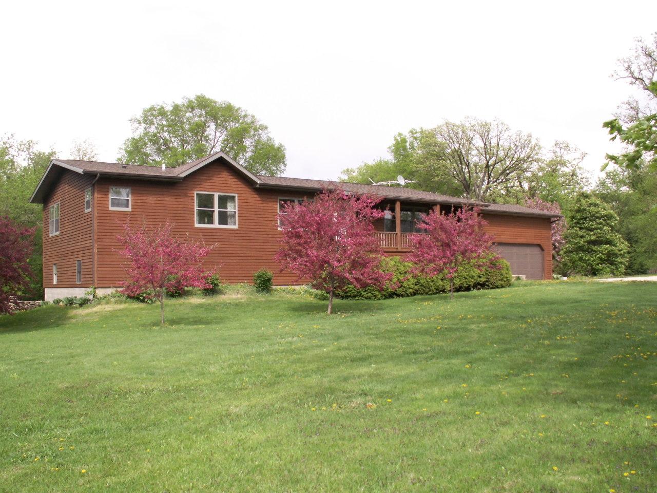 11890 Cty Road St. Charles, MN 55972 - Photo 1 of 1 Gallery Image 1
