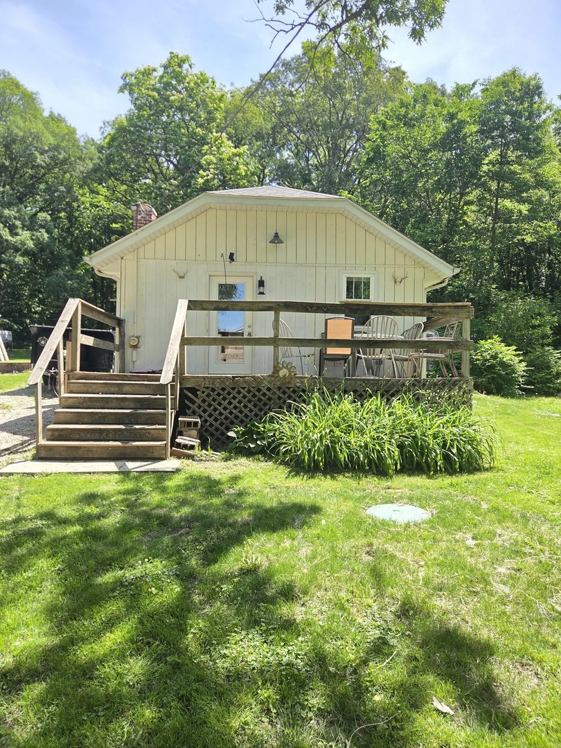 3352 East 2059th Road Ottawa, IL 61350 - Photo 1 of 14