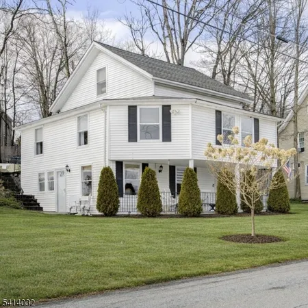 $442,000 | 39 Harrison Street, Sussex, NJ 07461