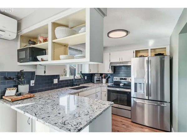 $399,000 | 2490 Ermine Street Southeast, Albany, OR 97322