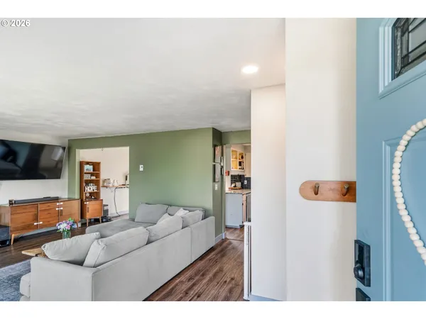 $399,000 | 2490 Ermine Street Southeast, Albany, OR 97322