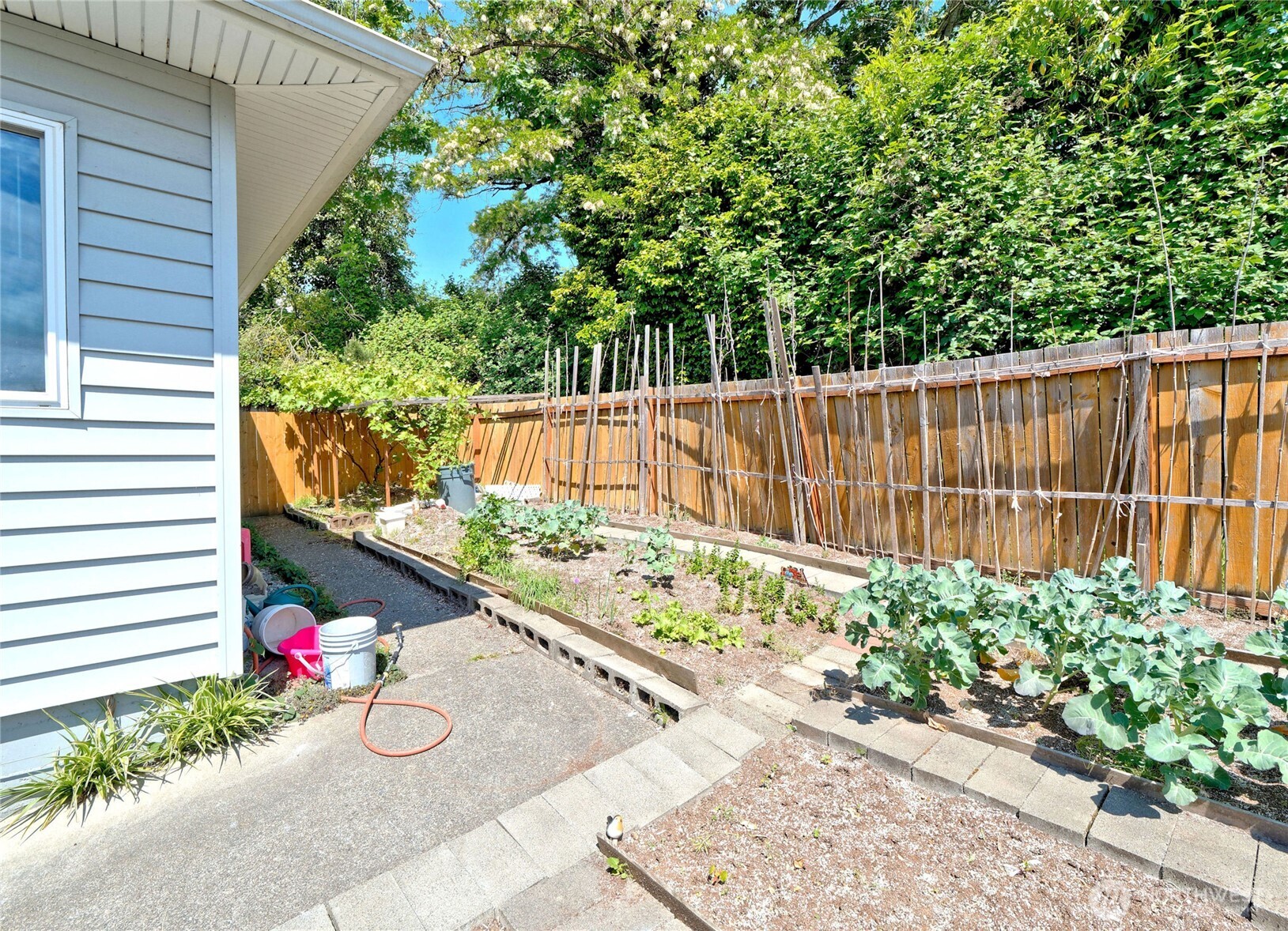 423 Lind Avenue Southwest Renton, WA 98057 - Photo 26 of 33
