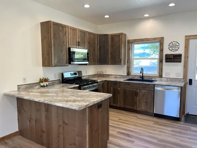 $199,900 | 508 North Cherry Street, Hartford City, IN 47348