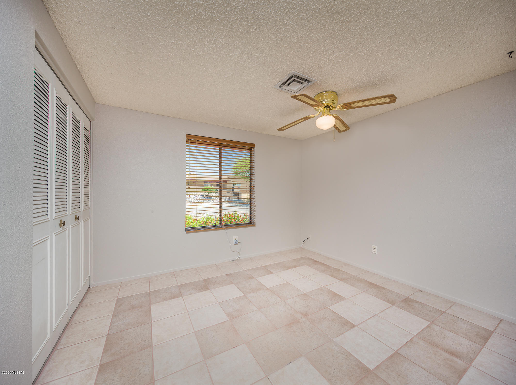 7571 North Juniper Road Tucson, AZ 85741 - Photo 17 of 28 Gallery Image 17