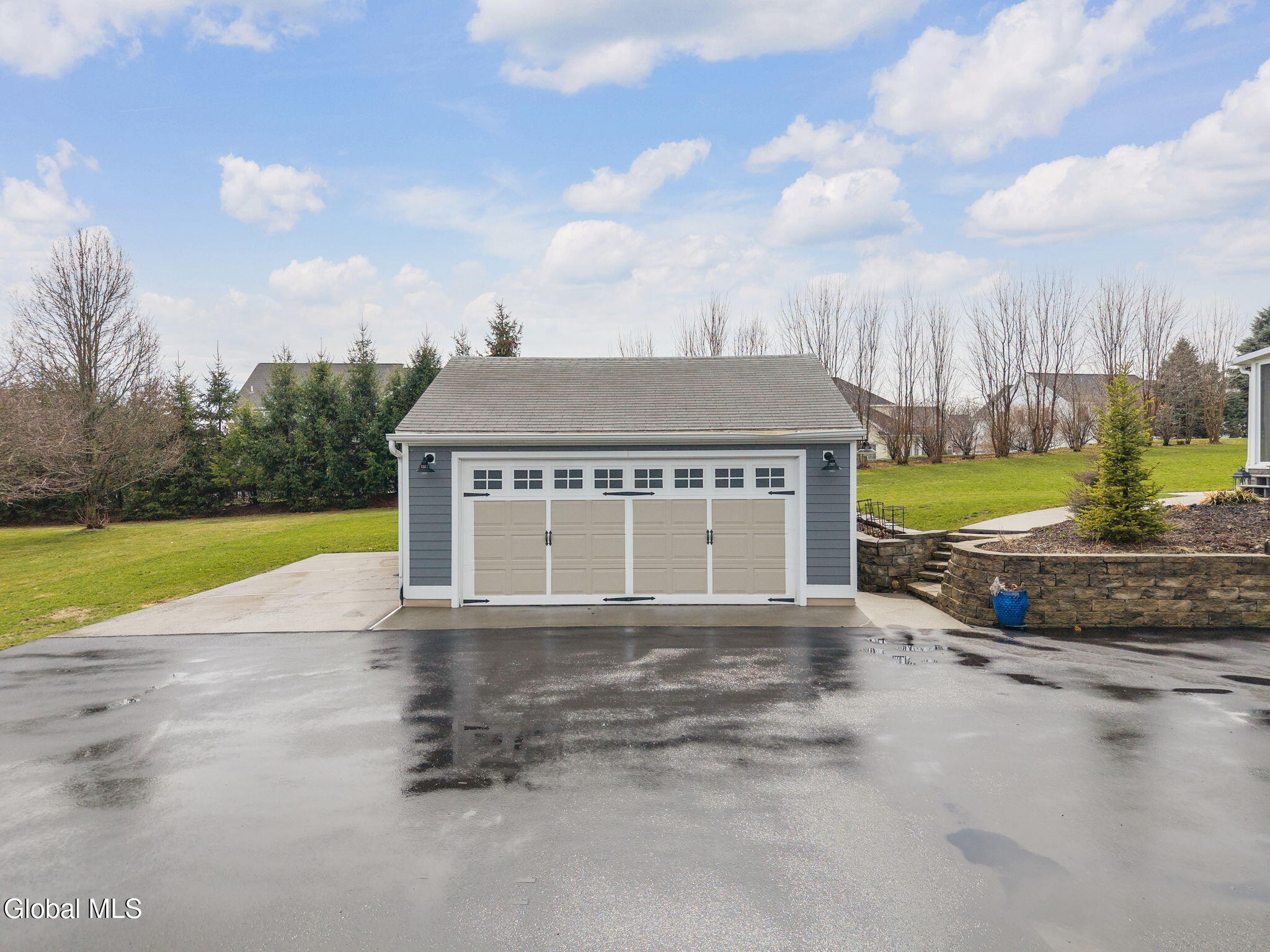 312 Boght Road Colonie, NY 12189 - Photo 38 of 45 38-312BoghtRd_38