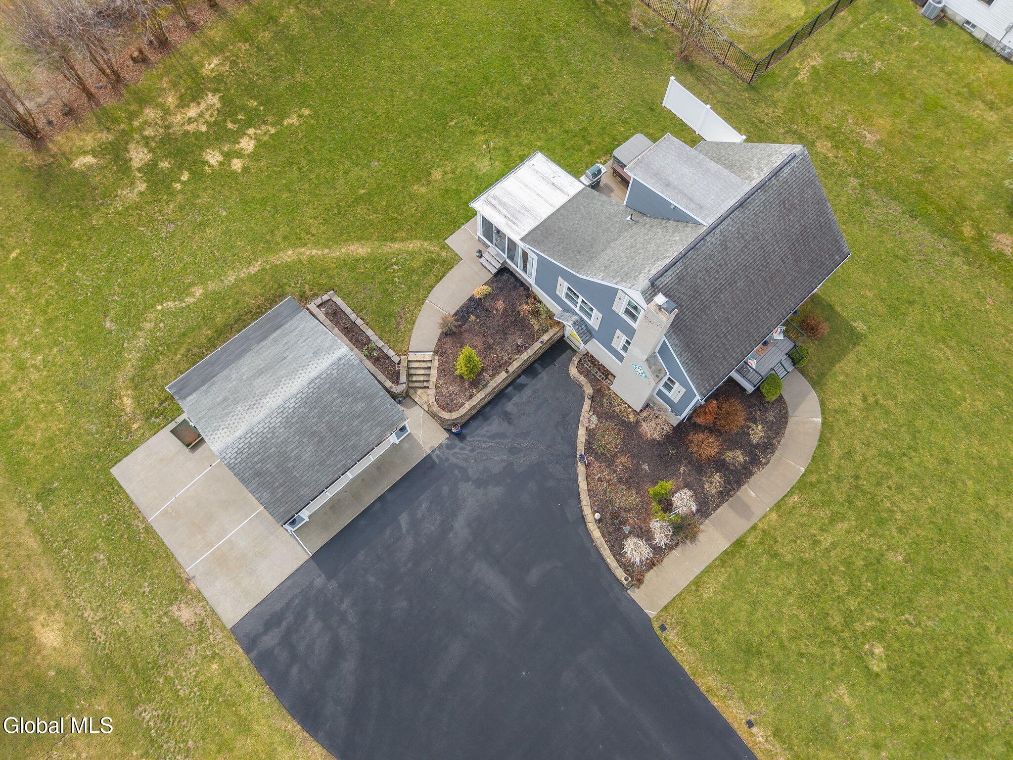 312 Boght Road Colonie, NY 12189 - Photo 40 of 45 40-312BoghtRd_40