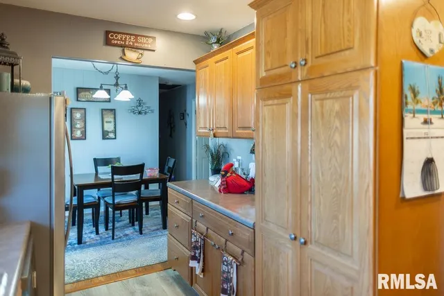 $190,000 | 1035 Lawrence Drive, Canton, IL 61520