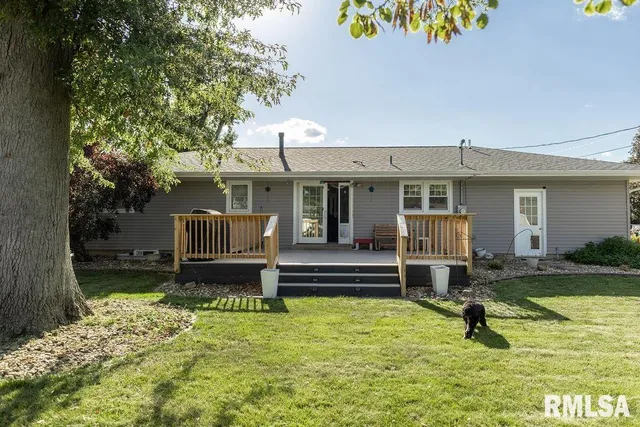 $190,000 | 1035 Lawrence Drive, Canton, IL 61520