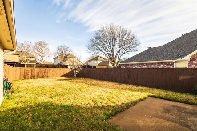 $2,550 | 3913 Rushden Court, Plano, TX 75025