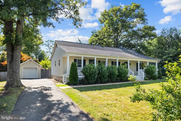 $940,000 | 4912 Virginia Street, Alexandria, VA 22312