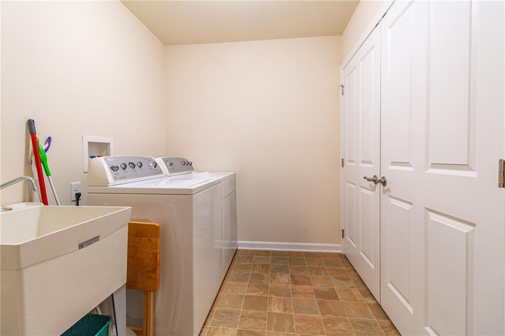 420 Chestnut Lane Apollo, PA 15613 - Photo 17 of 35