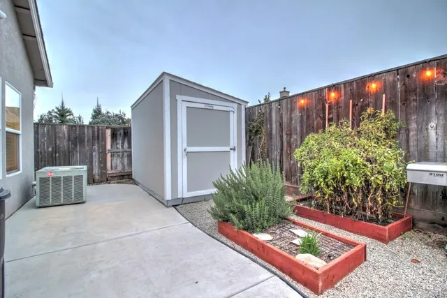 $625,000 | 5530 Chancellor Way, Riverbank, CA 95367