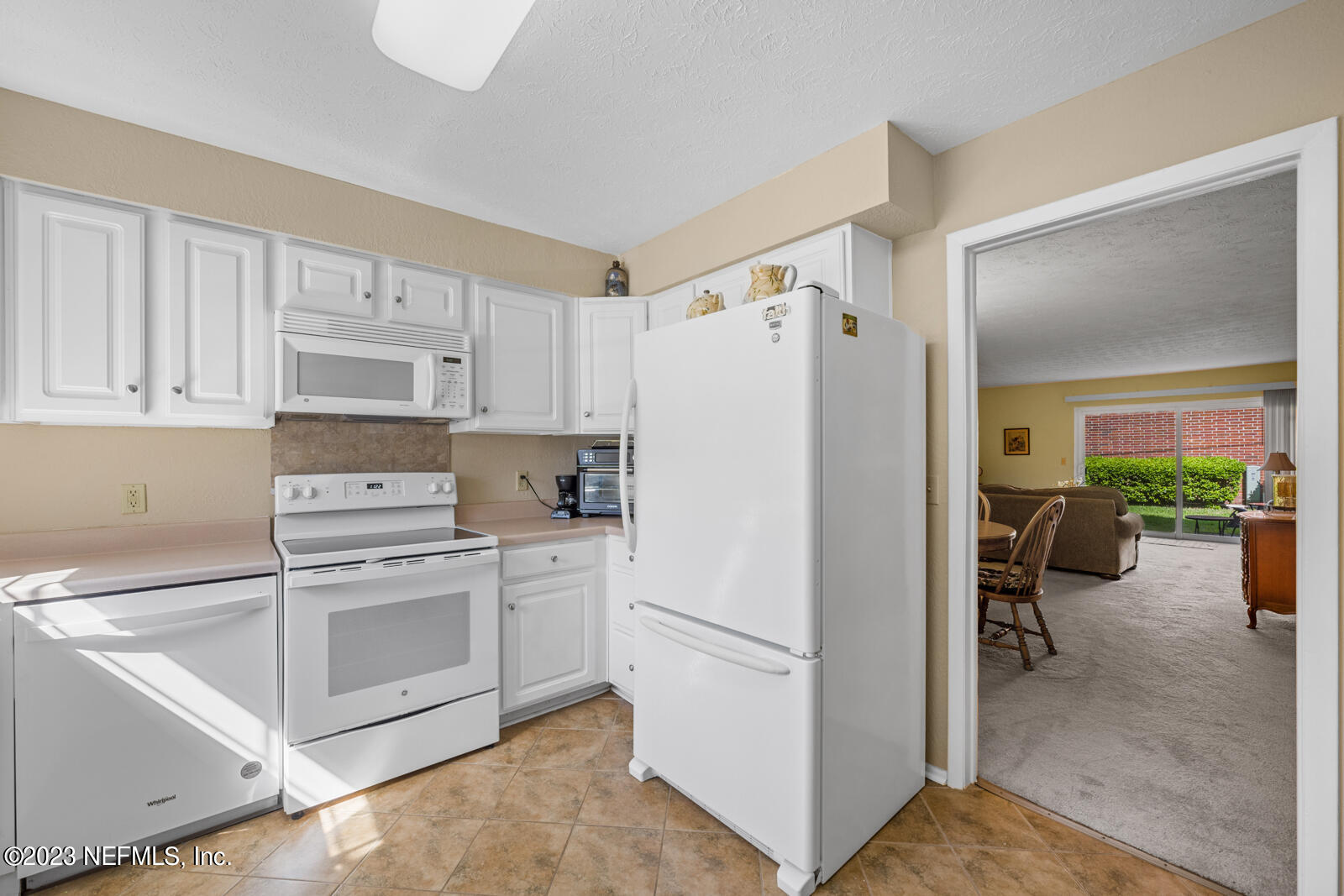 4915 Baymeadows Road, Unit 5F Jacksonville, FL 32217 - Photo 14 of 35 Kitchen